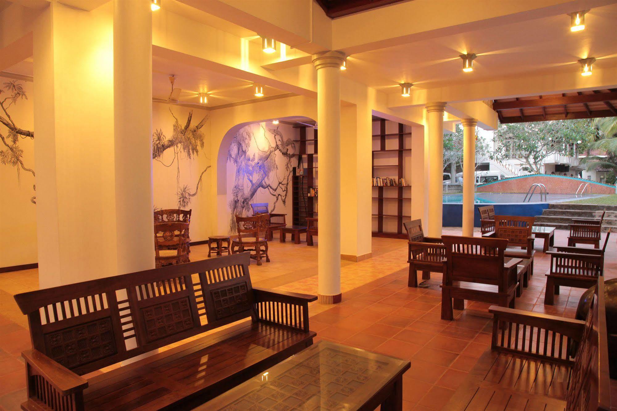Wunderbar Beach Hotel Bentota Exterior photo